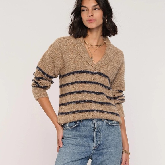 Heartloom ‘Dylan’ Tan and Navy V-Neck Sweater with Relaxed Fit - Picture 1 of 8